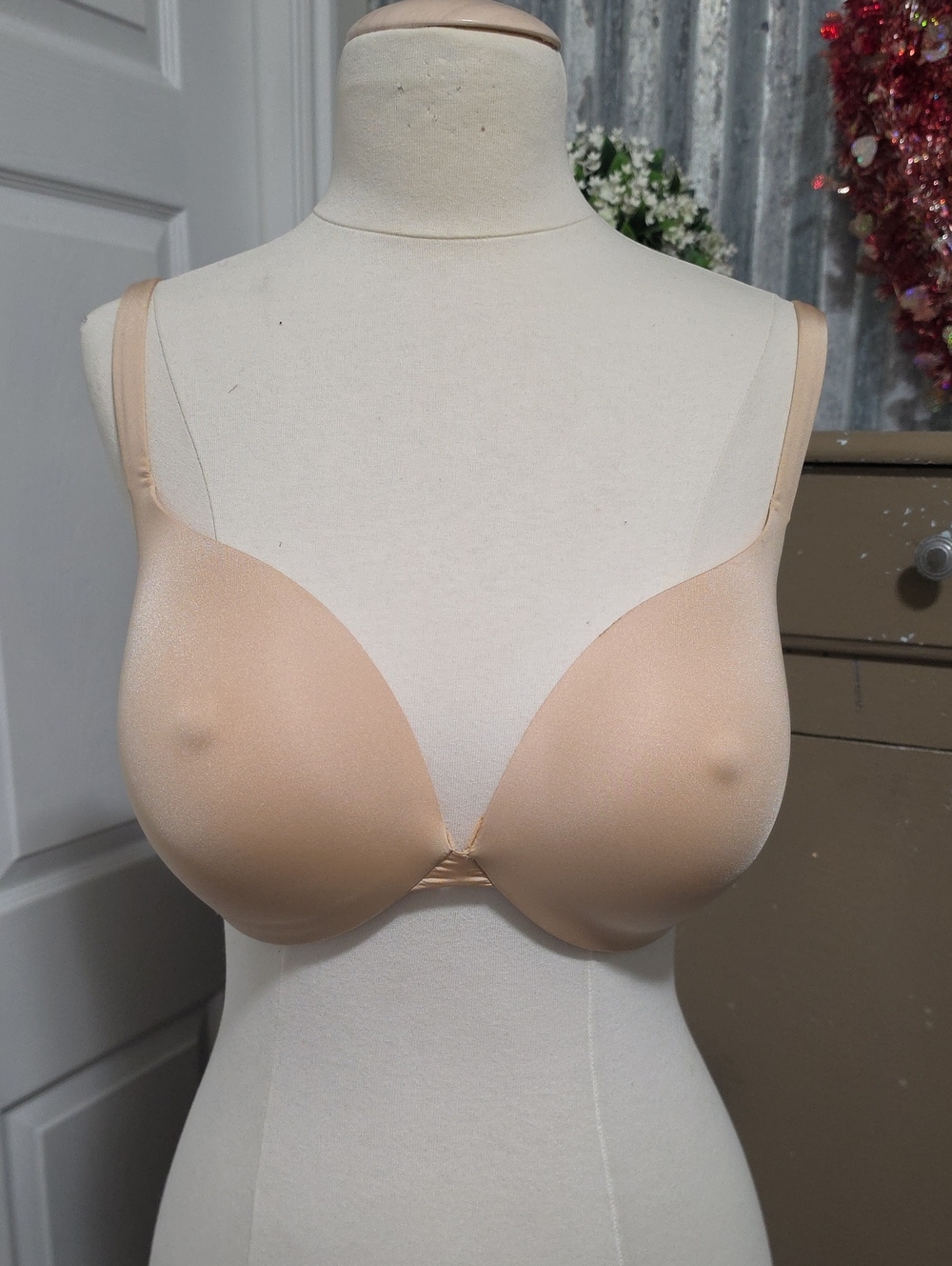 SKIMS Plunge T-Shirt Bra - Nude